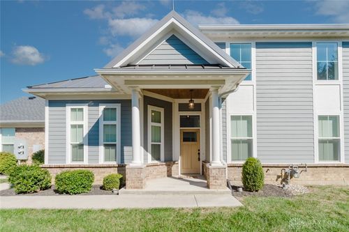 9460 Banyan Ct, Centerville, OH, 45458-3899 | Card Image