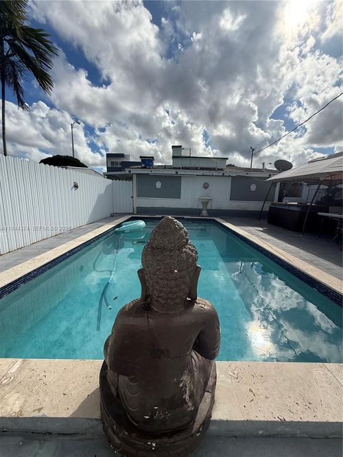 775 E 31st St, Hialeah, FL, 33013-3338 | Card Image