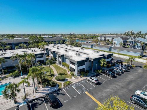 apt-c209-5509 Fountain Lake Cir, BRADENTON, FL, 34207-3728 | Card Image