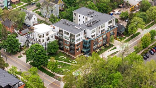apt-207-410 1st St, Ann Arbor, MI, 48103-3395 | Card Image