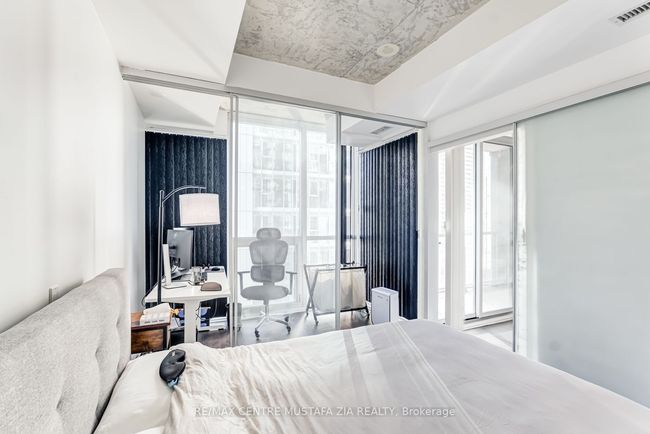 2501 - 88 Blue Jays Way, Condo with 2 bedrooms, 1 bathrooms and null parking in Toronto ON | Image 13