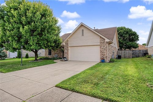 9529 Summer Wind Trl, Miamisburg, OH, 45342-5450 | Card Image