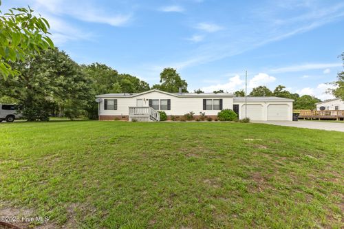 8932 Black Chestnut Dr, Leland, NC, 28451-8990 | Card Image