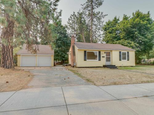 3011 W Rowan Ave, Spokane, WA, 99205 | Card Image