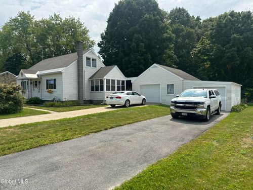 4 Kelly Ave, Hudson Falls, NY, 12839-2533 | Card Image
