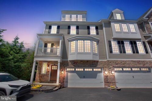 17 Grey Ct, BERWYN, PA, 19312-1826 | Card Image