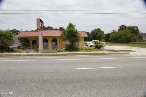 2309 S Ridgewood Ave, South Daytona, FL, 32119-3021 | Card Image