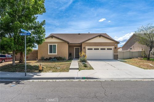 1662 Hayloft Pl, San Jacinto, CA, 92582-2223 | Card Image