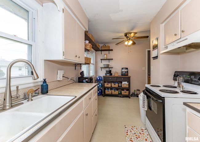 1508 3 Rd St, House other with 3 bedrooms, 1 bathrooms and null parking in Camanche IA | Image 10