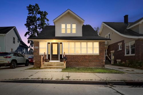 1031 W Washington Street, West Bend, WI, 53095 | Card Image