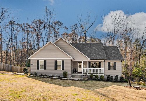 1624 Ashbrook View Ln, Asheboro, NC, 27205 | Card Image