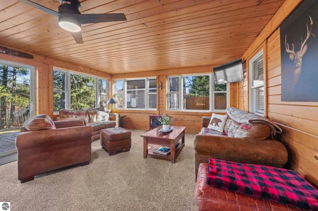 6836 Aarwood Trl Nw, House other with 4 bedrooms, 2 bathrooms and null parking in Rapid City MI | Image 31