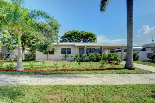 1749 15th Ave N, Lake Worth Beach, FL, 33460-1733 | Card Image