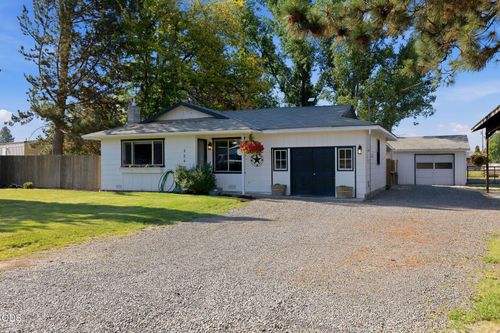 524 Nw Martingale Rd, Prineville, OR, 97754-7730 | Card Image