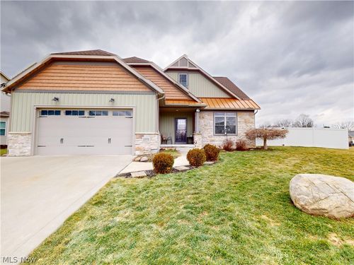 11931 Walton Cir Nw, Uniontown, OH, 44685-6668 | Card Image