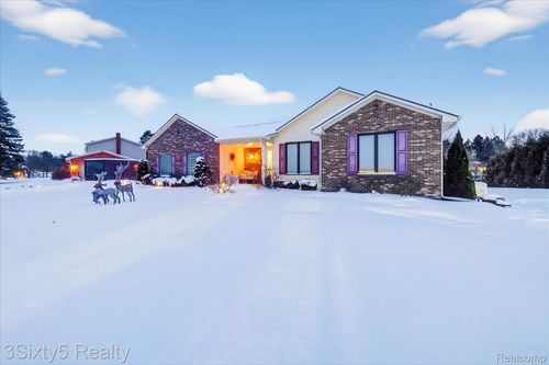 4730 Bretton Ln, Highland, MI, 48356-1002 | Card Image