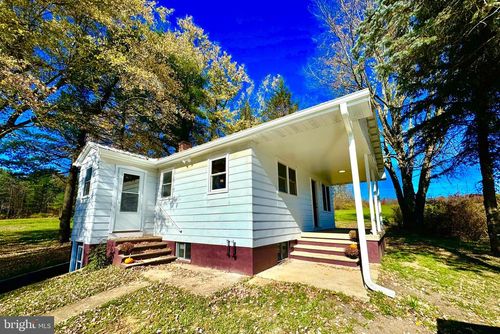 18928 National Pike, FROSTBURG, MD, 21532-6047 | Card Image