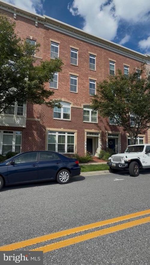 364-364 Urban Ave, GAITHERSBURG, MD, 20878-4054 | Card Image