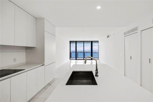unit-4102-700 Ne 24th St, Miami, FL, 33137-5512 | Card Image