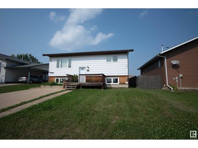 3203 45 Ave, House other with 4 bedrooms, 2 bathrooms and null parking in Athabasca AB | Image 3