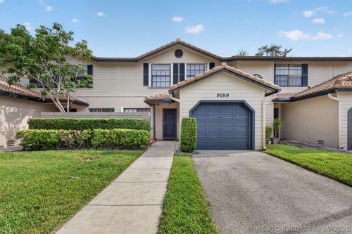 9189 Vineyard Lake Drive, Plantation, FL, 33324 | Card Image