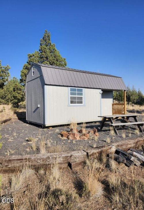 2601-2601 Se Maple Ln, Prineville, OR, 97754-9551 | Card Image