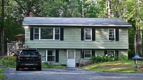 176 Penney Rd, New Gloucester, ME, 04260-4619 | Card Image