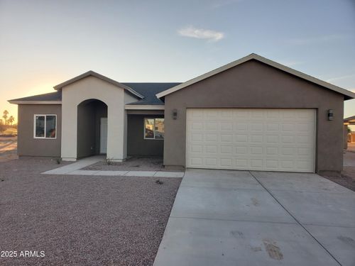15532 S Patagonia Rd, Arizona City, AZ, 85123-6152 | Card Image