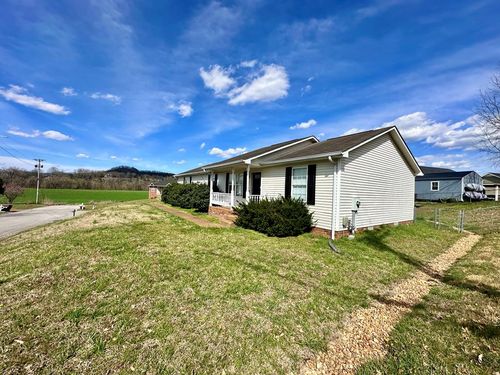 218 Cumberland Cove Dr, Carthage, TN, 37030-1775 | Card Image