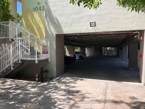 1-1043 Nw 4th St, Miami, FL, 33128-1297 | Card Image