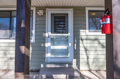 693 N 7th St, Silt, CO, 81652-9814 | Card Image