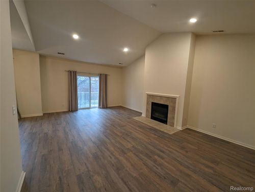 1819 Knollwood Dr, Canton, MI, 48188-2250 | Card Image