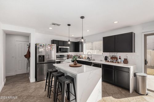 8913 E Oro Cir, Mesa, AZ, 85212-1697 | Card Image