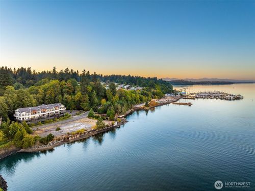304-1801 W Bay Dr Nw, Olympia, WA, 98502-4310 | Card Image