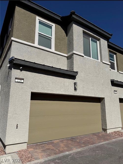 228 Krameria Ave, Henderson, NV, 89011-5655 | Card Image