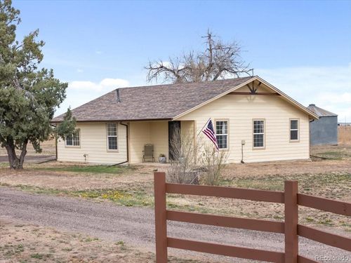 2891 S County Road 157, Strasburg, CO, 80136-9627 | Card Image