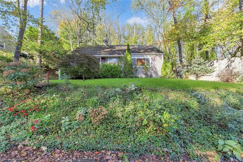 160 Neville Rd, Brighton Twp, PA, 15009 | Card Image