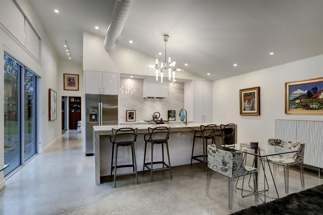 1585 Round Top Rd, Home with 6 bedrooms, 7 bathrooms and null parking in Round Top TX | Image 21
