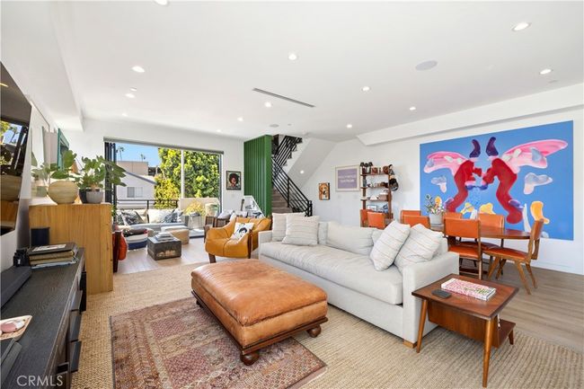 Living Room - Level Two | Image 4