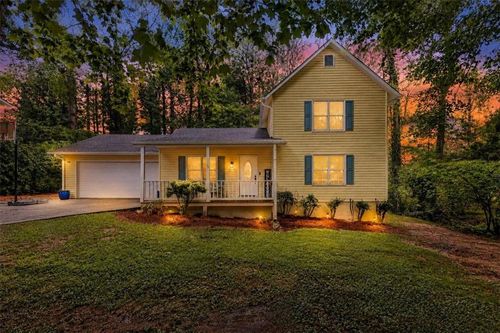 2800 Carrie Dr Nw, Kennesaw, GA, 30144-2816 | Card Image