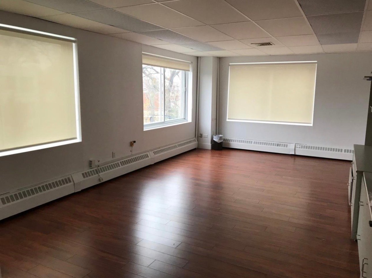 Commercial Sale in Montréal (Ahuntsic-Cartierville)