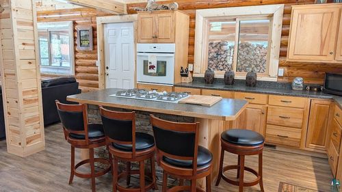 8854 River Rd, Angora, MN, 55703-8336 | Card Image