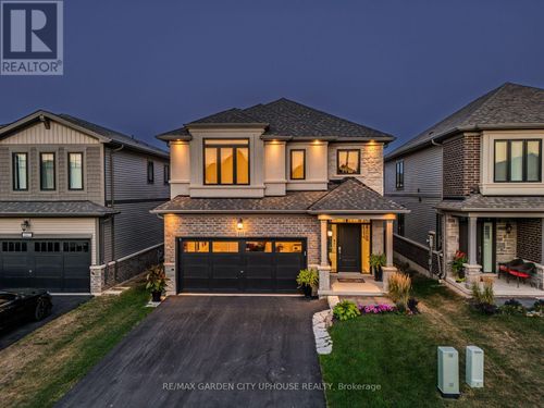111 Starfire Cres, Stoney Creek, ON, L8E0K9 | Card Image