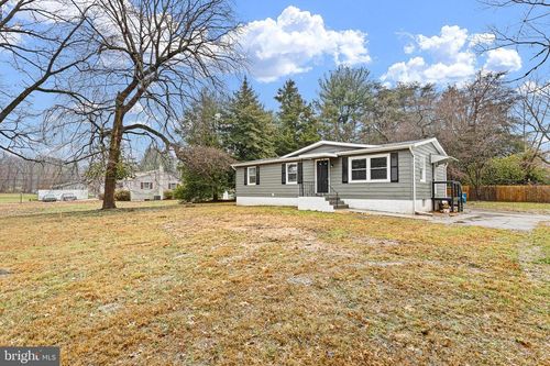 136 State Line Rd, WILMINGTON, DE, 19803-1437 | Card Image