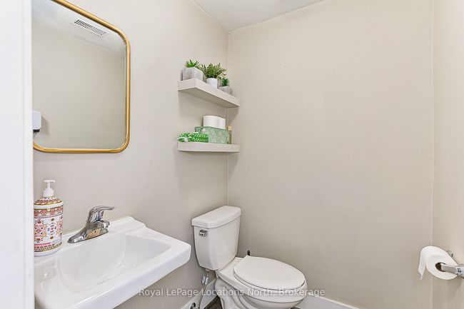 5206 County Rd 9, Home with 0 bedrooms, 2 bathrooms and null parking in New Lowell ON | Image 11