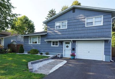 115 Rosewood Drive, House other with 3 bedrooms, 1 bathrooms and null parking in Clay NY | Image 2