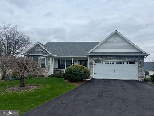 1013 Helm Ln, READING, PA, 19605-3313 | Card Image