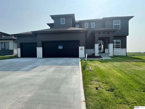 6327 N 207th St, Elkhorn, NE, 68022-5470 | Card Image