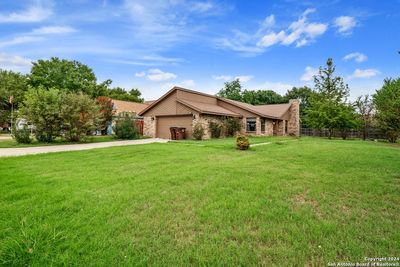 912 San Jacinto St, House other with 3 bedrooms, 2 bathrooms and null parking in Lockhart TX | Image 1