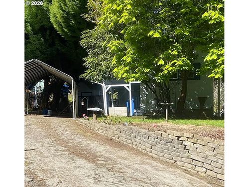 63416 Railroad Rd, Coos Bay, OR, 97420-4077 | Card Image